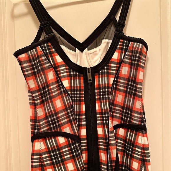 BURBERRY RED PLAID CORSET MIDI DRESS SIZE 6 - Picture 8 of 14